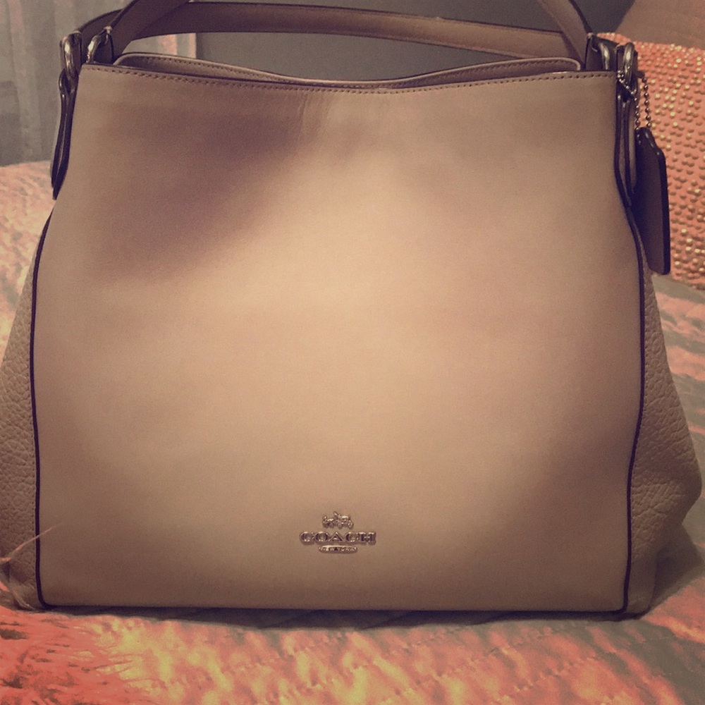 COACH PURSE.